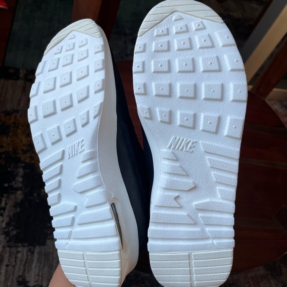 Women’s Nike Air Max Thea Mid Black Sail Sneakers - Picture 14 of 15